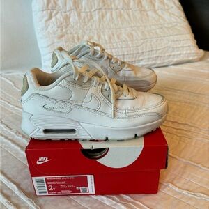 Girls Nike air max 90s size 2y